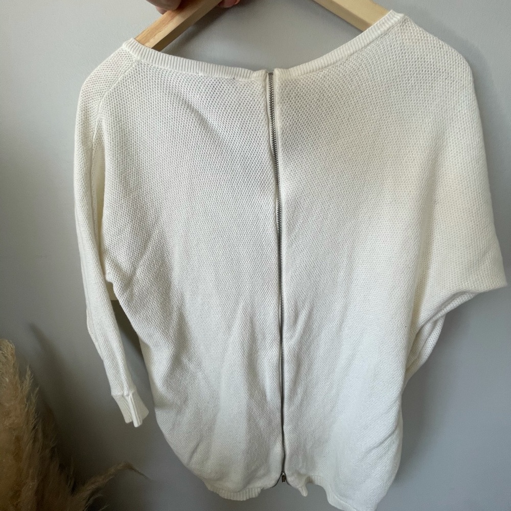 2 express sweaters - Picture 5 of 5